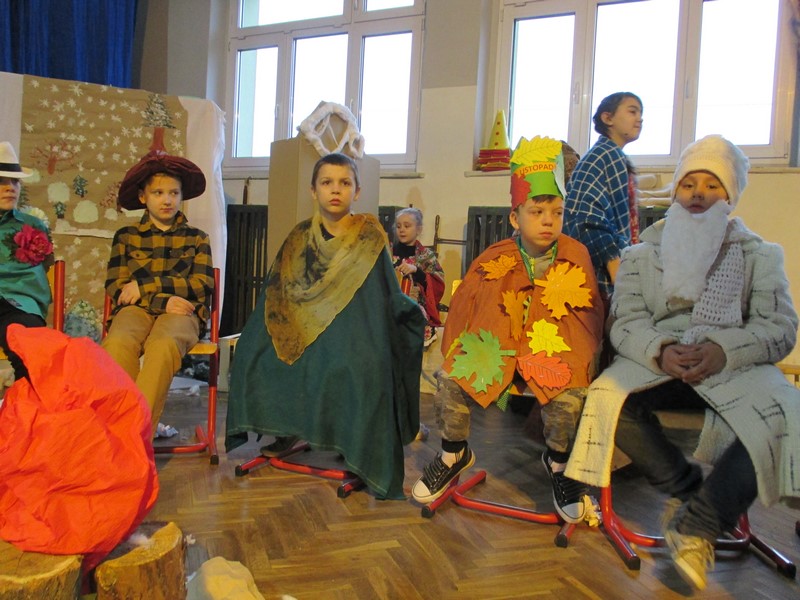 Przedstawienie klasy IIIB - 12 miesięcy